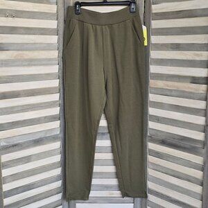 High-Rise French Terry Butter Wash Tapered Pants | All in Motion | Medium